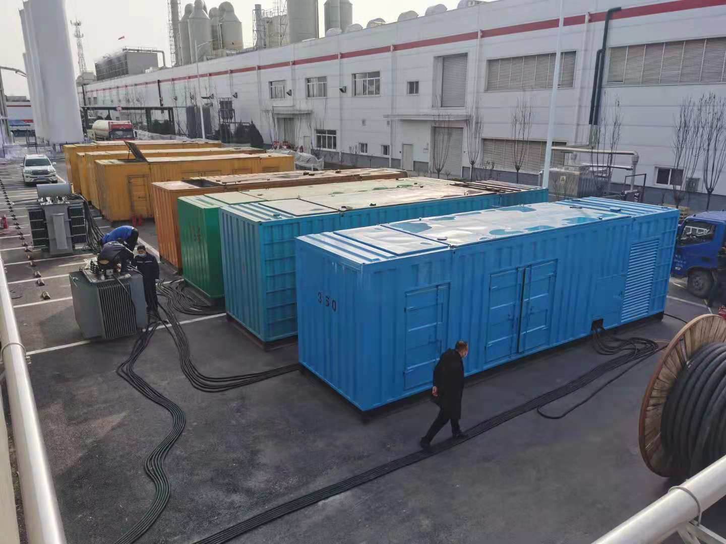 平南发电机出租-两相发电机与三相发电机有何区别?