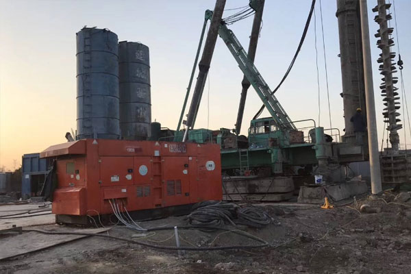 平南如何检查发电机组燃油系统的密封性？