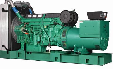 平南发电机除垢后需要用清水冲洗水冷式机油散热器几次？